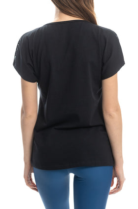 Черна памучна блуза с паднал ръкав 5297