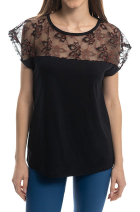 Черна памучна блуза с паднал ръкав и черно-червена дантела 5298