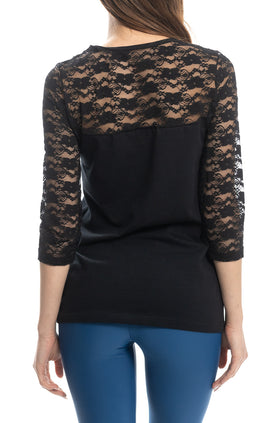 Черна памучна блуза с дантелени ръкави и деколте 5422