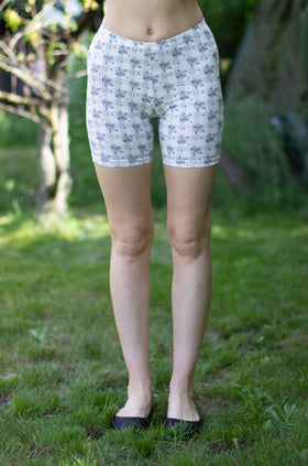 Памучни бермуди с щампа "Каре с букети" 342-22