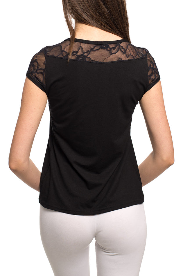 Черна памучна блуза с дантелени елементи 519
