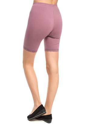 Памучни бермуди с дантела, цвят пепел от рози 342-21