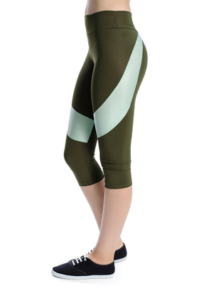 Милитари микрофибърен клин с резедави елементи 343-3 (7/8)