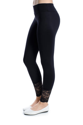 Черен микрофибърен клин с дантела 3431