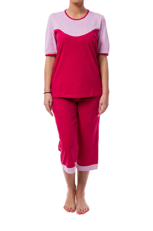 Памучна дамска пижама в цвят малина 325 (къс ръкав и панталон 7/8)